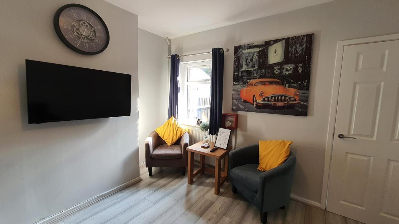 Contractors, City Centre, Parking, 3 Double Rooms, Netflix, Cosy! Coventry Eksteriør bilde