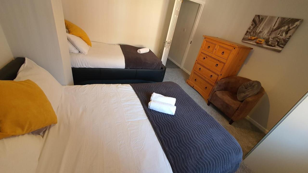 Contractors, City Centre, Parking, 3 Double Rooms, Netflix, Cosy! Coventry Eksteriør bilde
