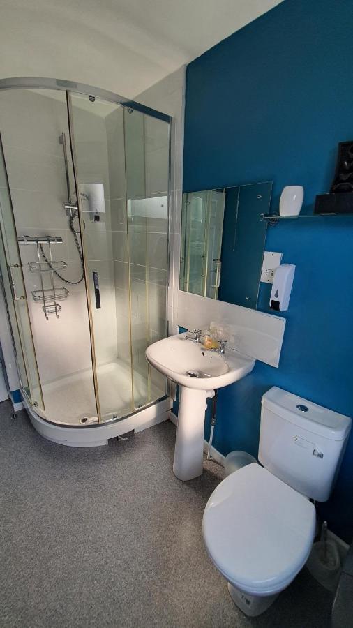 Contractors, City Centre, Parking, 3 Double Rooms, Netflix, Cosy! Coventry Eksteriør bilde