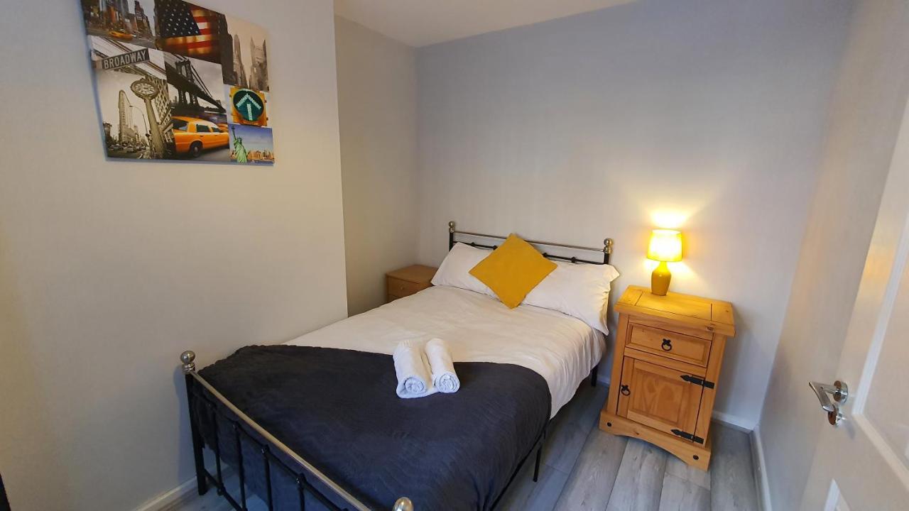 Contractors, City Centre, Parking, 3 Double Rooms, Netflix, Cosy! Coventry Eksteriør bilde